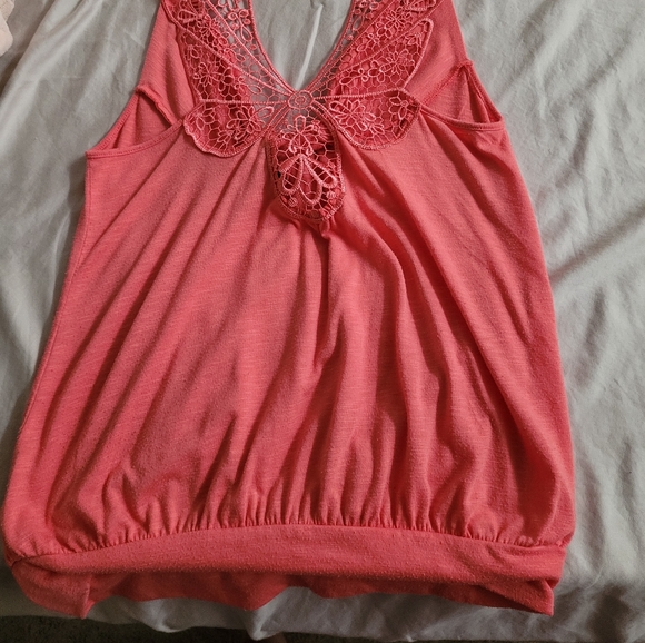 Tank top - Picture 2 of 2